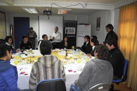Desayuno JOVENES CARDENAL CARO con SEREMI DE DESARROLLO SOCIAL 